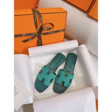 Hermes Slippers